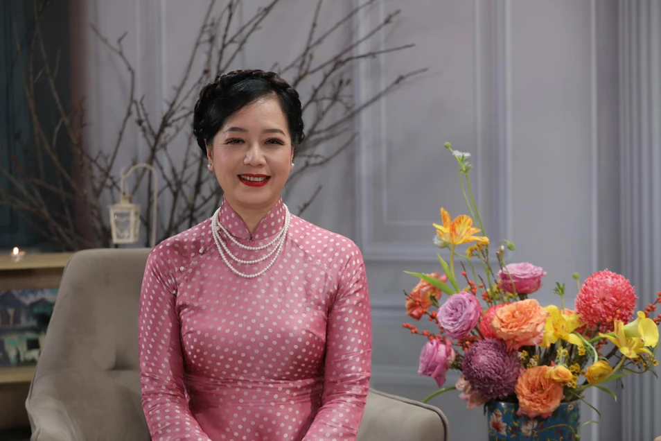 Hôn nhân gần 40 năm của nghệ sĩ Chiều Xuân: Quá viên mãn, không ngại nói lời ngọt ngào, chồng ủng hộ mọi đam mê của vợ - Ảnh 1